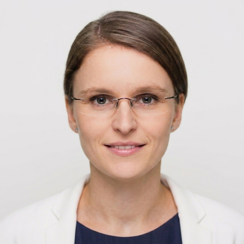 Dr. Anna Nowak